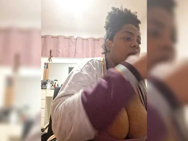 GoddessCarrie from BongaCams