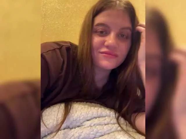 Sweet GoddessLerachka wants you to fuck her body now GoddessLerachka from BongaCams