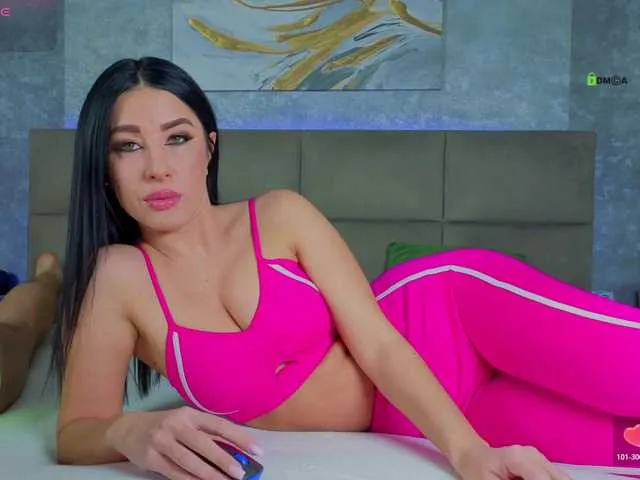 Gold-Couple2 from BongaCams