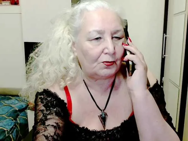grannywants from BongaCams