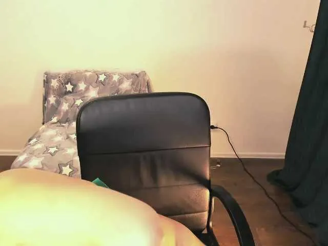 i-am-angela from BongaCams