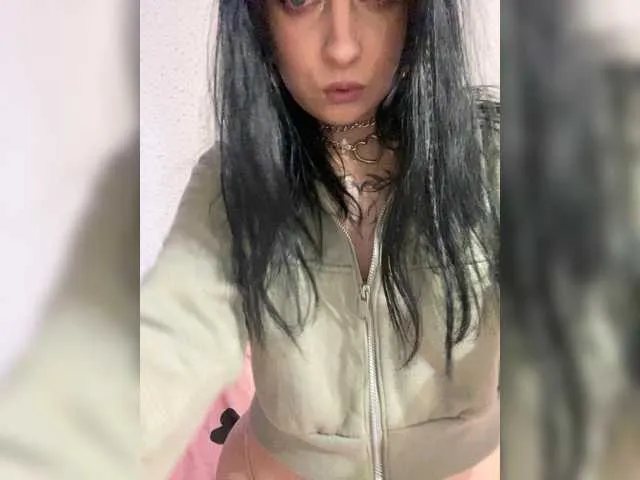 IlonaSai from BongaCams