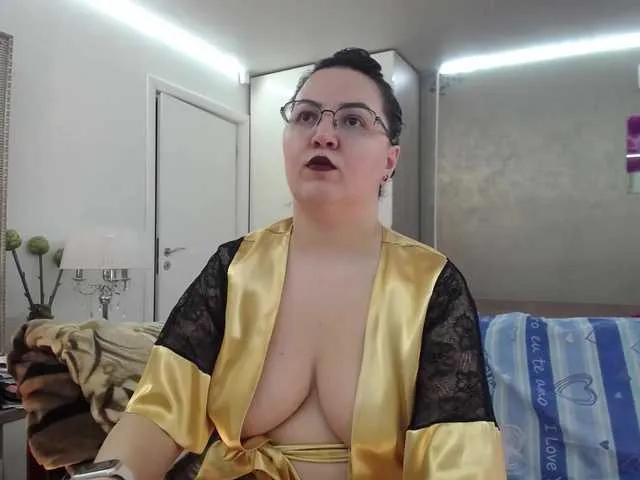Naked ILoveToFeelU wants you to fuck her body now ILoveToFeelU from BongaCams