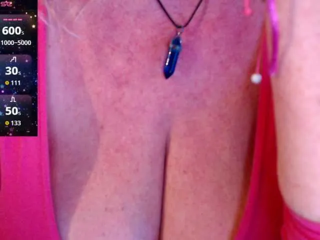 JennaDeluxe from BongaCams