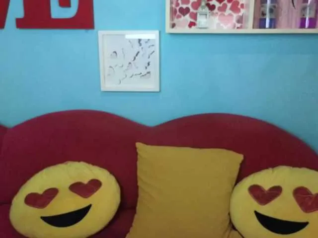 Julia-Jae from BongaCams