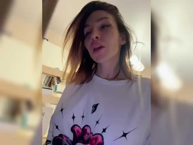 Julia93cherry from BongaCams