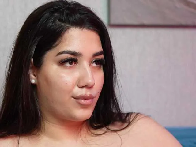 JuliaCoral from BongaCams