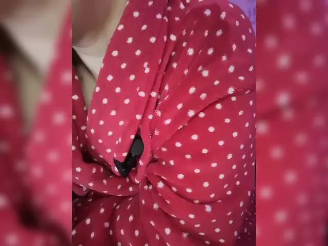 Karelochka from BongaCams