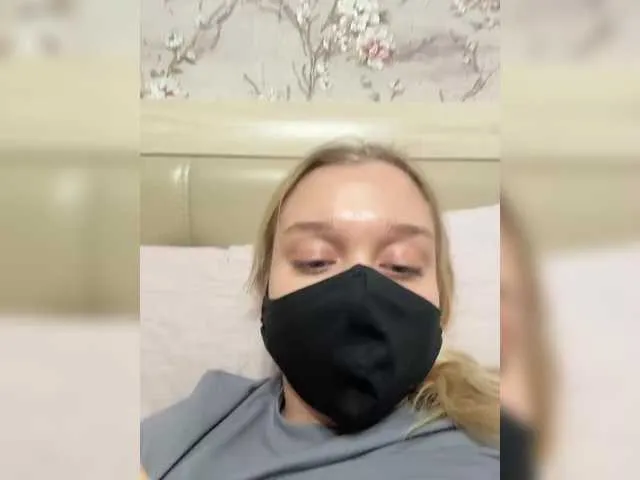 KiraBlin from BongaCams