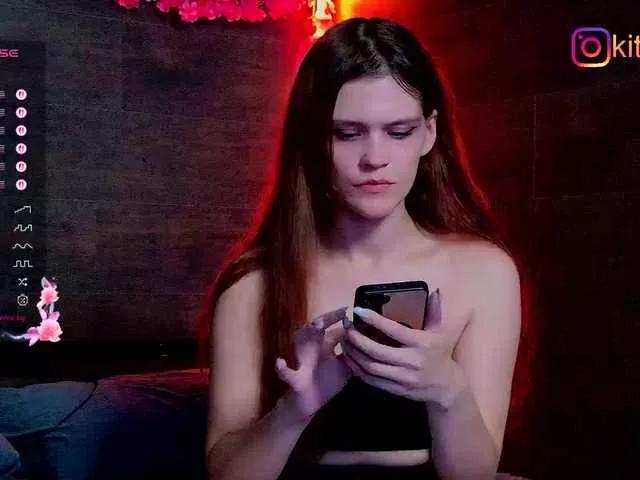 Checkout BongaCams's Kiti-Grey Kiti-Grey from BongaCams