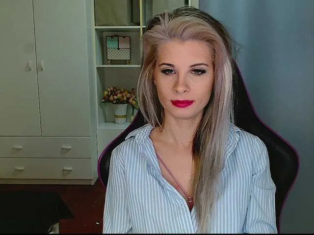 KristineNatural from BongaCams