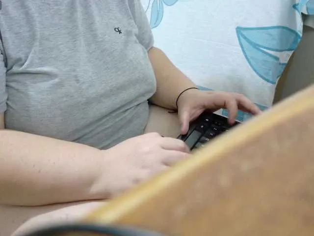 ladydeathz0 from BongaCams