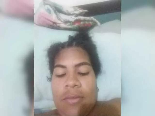 Join Laperversa, she wants to masturbate for you Laperversa from BongaCams