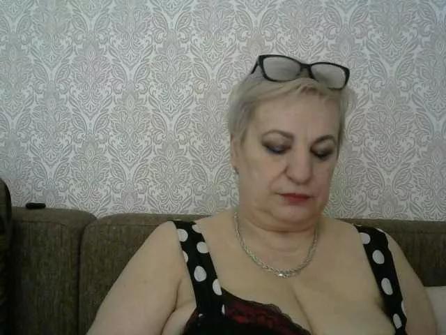 lara45 on BongaCams 