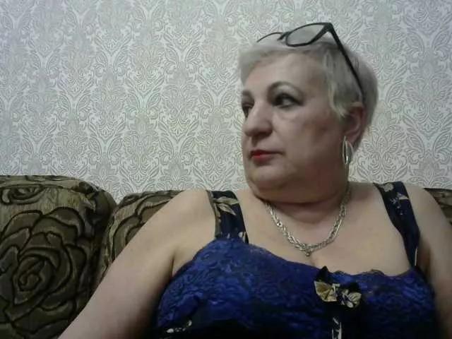 lara45 on BongaCams 