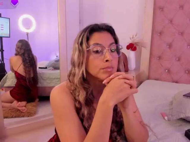 Try BongaCams's LeahWilliams1 LeahWilliams1 from BongaCams