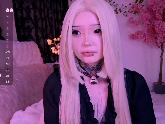 Leinbone from BongaCams