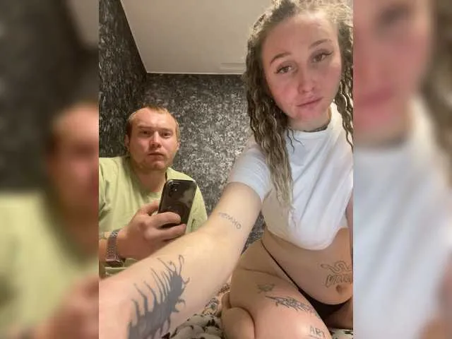 lovelyfam from BongaCams