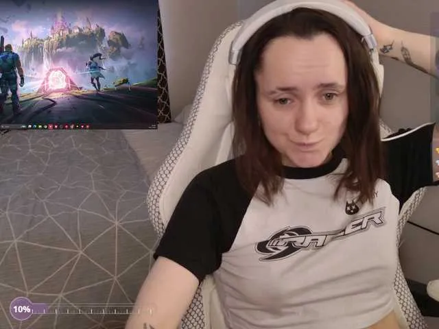 LunaL0ve from BongaCams