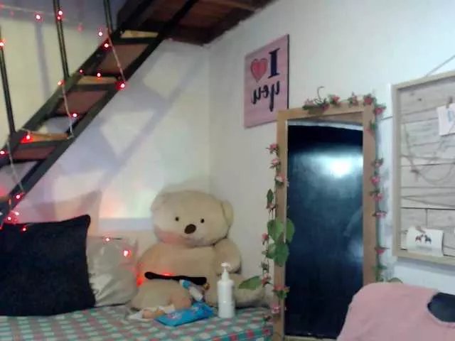 lunasky83 on BongaCams