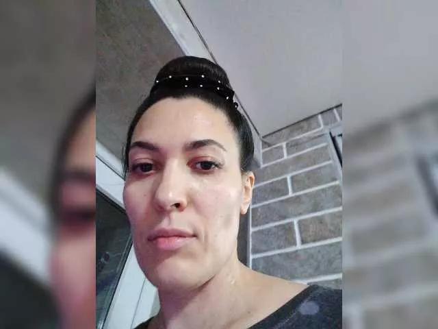 Naked Marina4Love wants you to fuck her body now Marina4Love from BongaCams