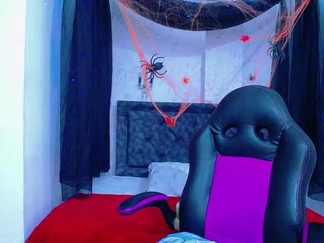 mia-thommson from BongaCams