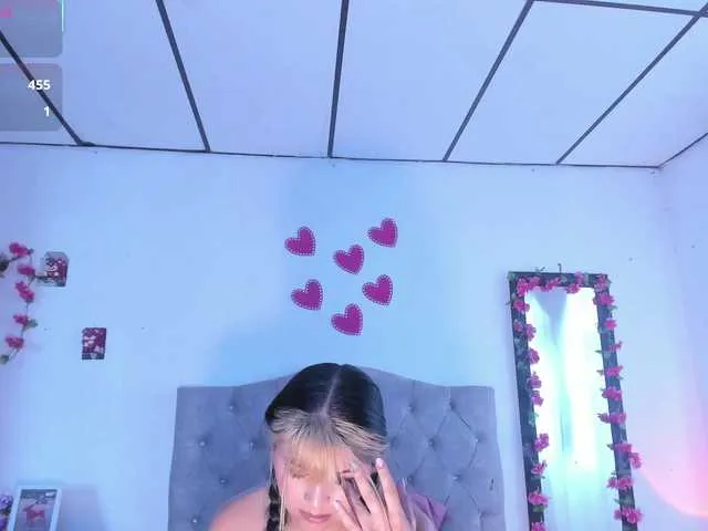 Mila-Wood from BongaCams