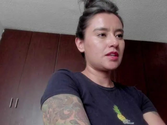 The unforgettable Milagrey1 - cute sex camwhore ready to orgasm milagrey1 from BongaCams