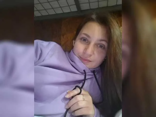 MiLAshKaA from BongaCams