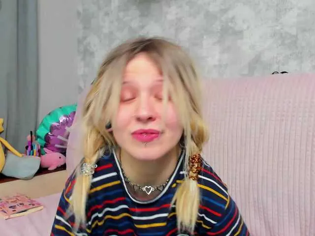 Miley from BongaCams