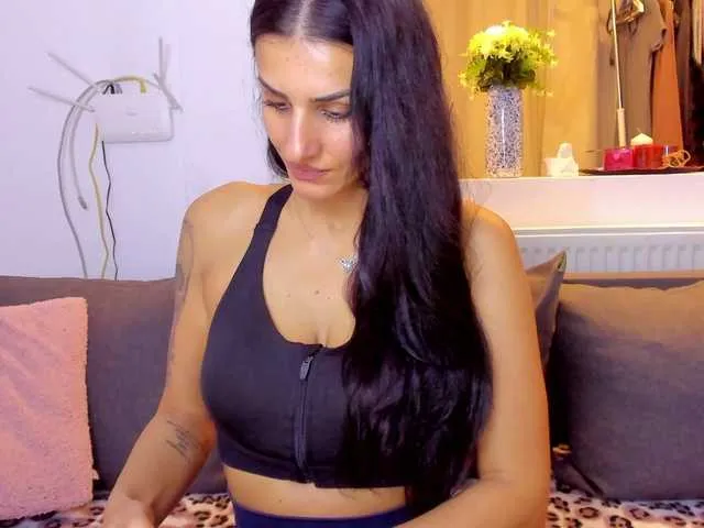 Milfchelle from BongaCams