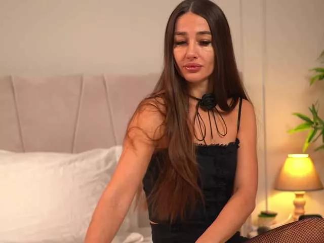 MiriamFoxx on BongaCams 
