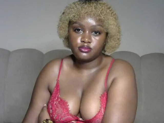 miss-caramel from BongaCams