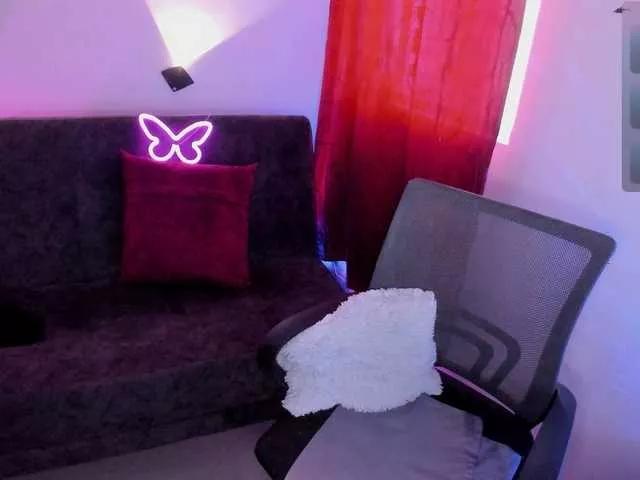 Miss-Thomson on BongaCams 