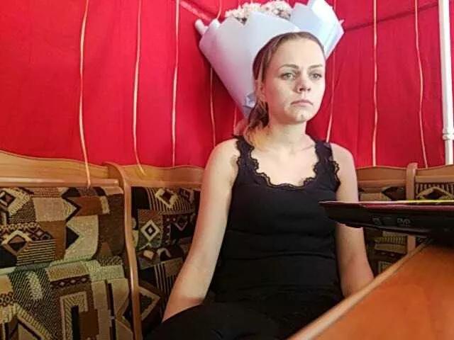 NIKILUISA on BongaCams
