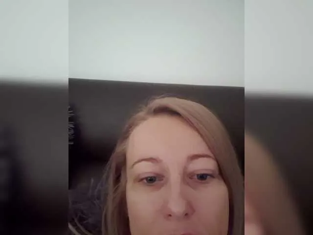 NyokoAnya11 from BongaCams