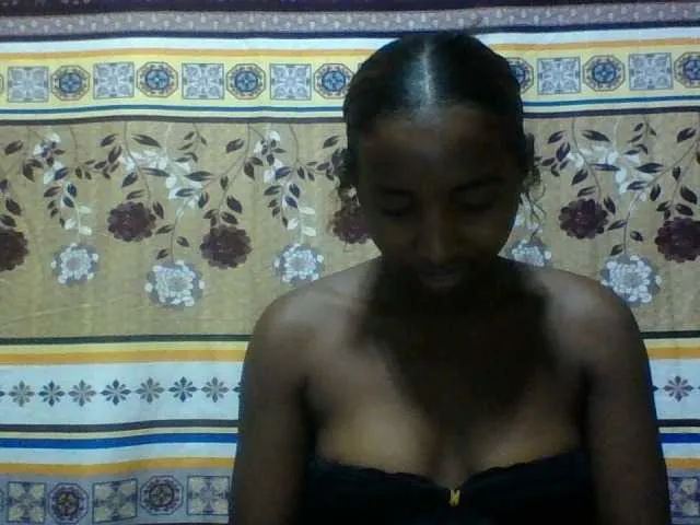 Orzia12 from BongaCams