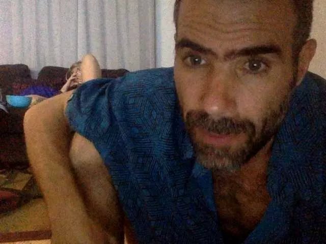 parejooon from BongaCams