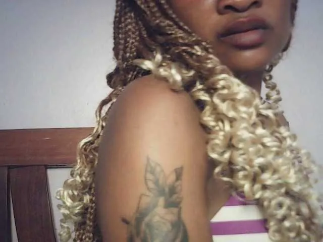 queenivy from BongaCams