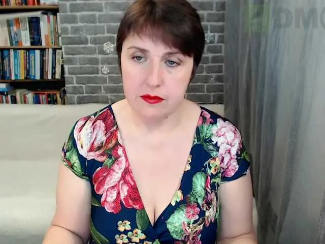 Foot fetish with RainbowLady from BongaCams. Sweet outfits and silly satisfaction RainbowLady from BongaCams