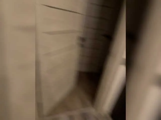 RosalineLov from BongaCams