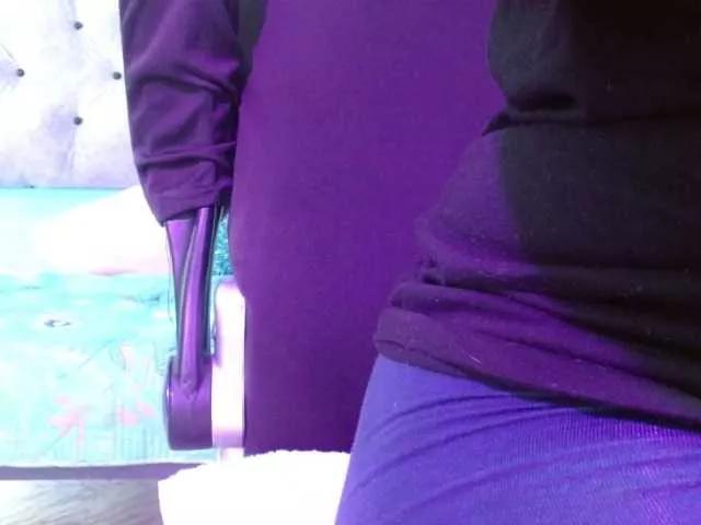 Discover BongaCams's ROXIEE ROXIEE from BongaCams