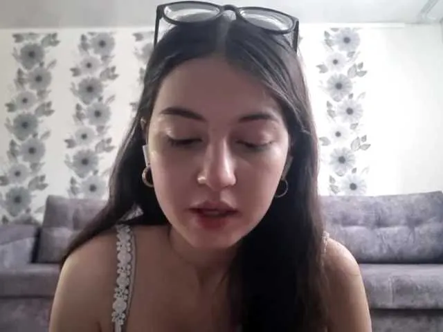 RozanneLafromboise from BongaCams