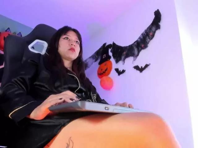 Discover slutty escort Sabrina-spencerr Sabrina-spencerr from BongaCams