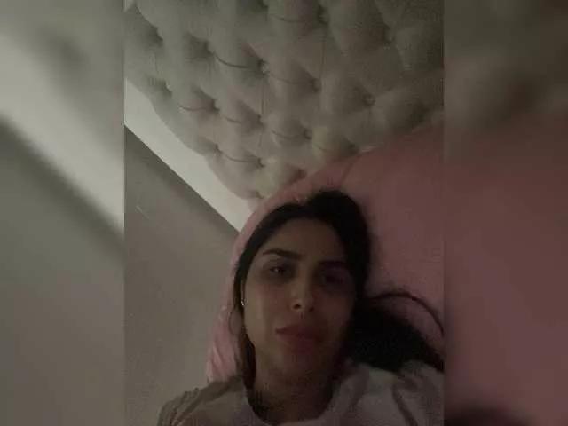 SallyeLeins from BongaCams