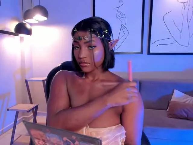 Explore SavannahStorm, she wants to masturbate for you SavannahStorm from BongaCams