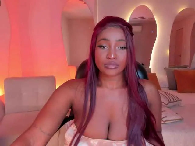 SavannahStorm from BongaCams