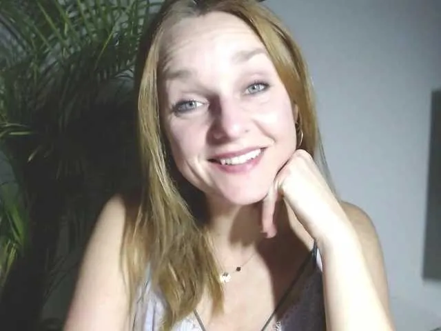 SecretAlicia from BongaCams