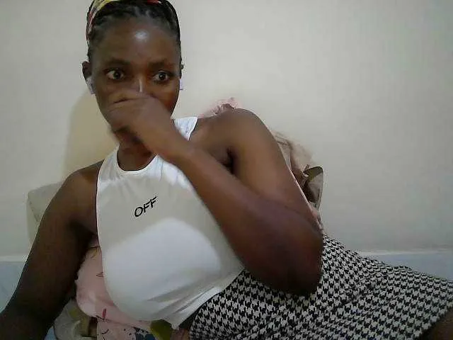 sexy-muna from BongaCams