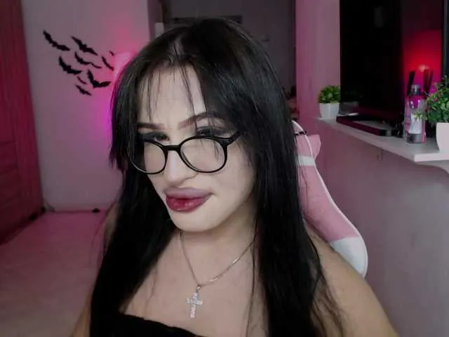 shaylloren1 from BongaCams